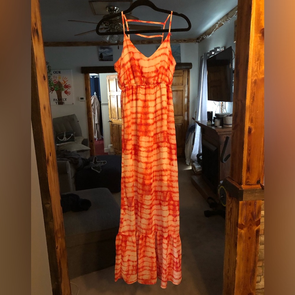 Maurices coral and White Tie-Dye Maxi Dress sz small